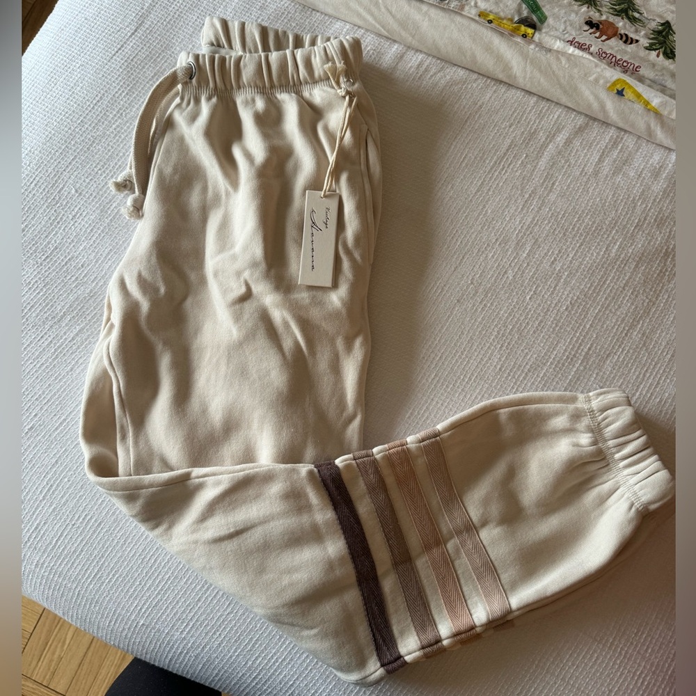 NWT Vintage Havana Stripe Burnout Fleece Jogger- Small